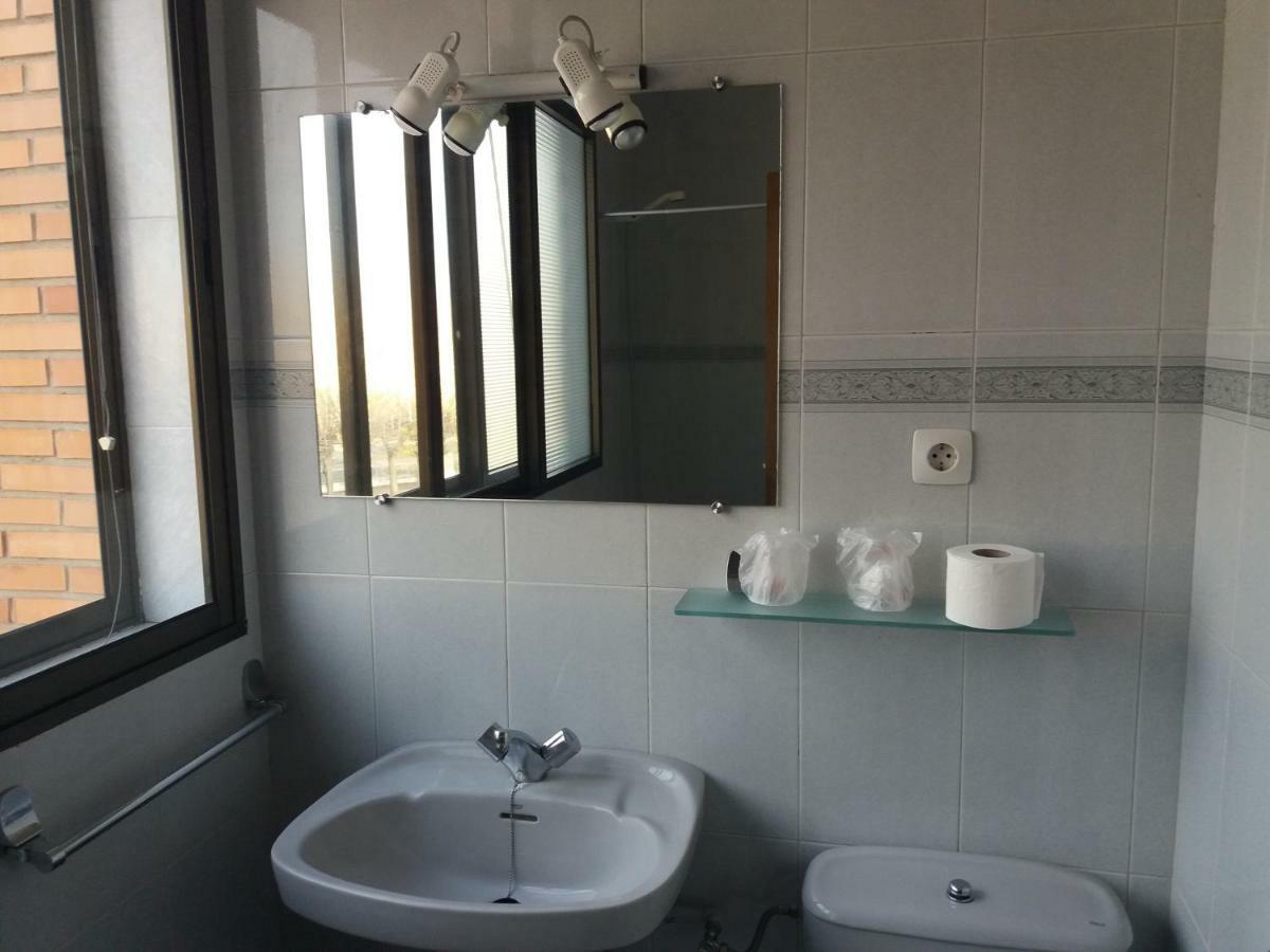 Centro San Viator Hostel Βαγιαδολίδ Εξωτερικό φωτογραφία