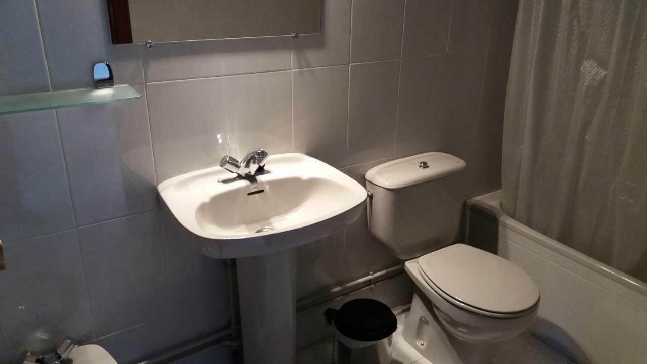 Centro San Viator Hostel Βαγιαδολίδ Εξωτερικό φωτογραφία