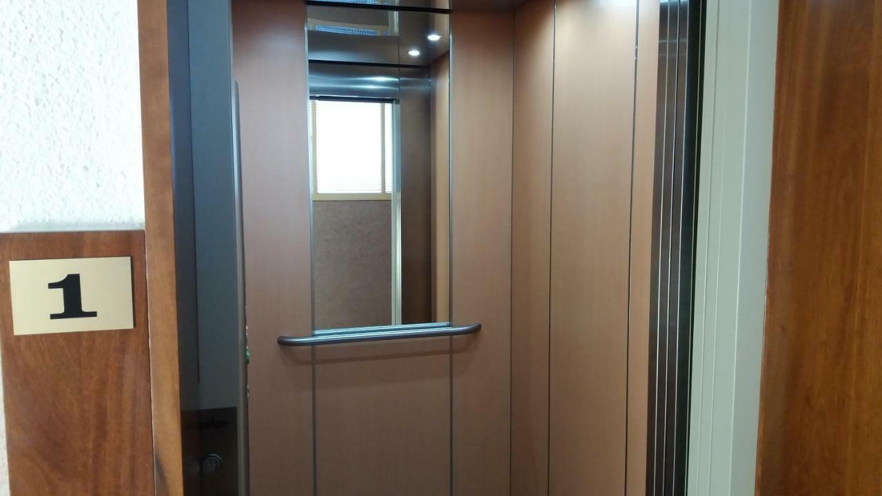 Centro San Viator Hostel Βαγιαδολίδ Εξωτερικό φωτογραφία