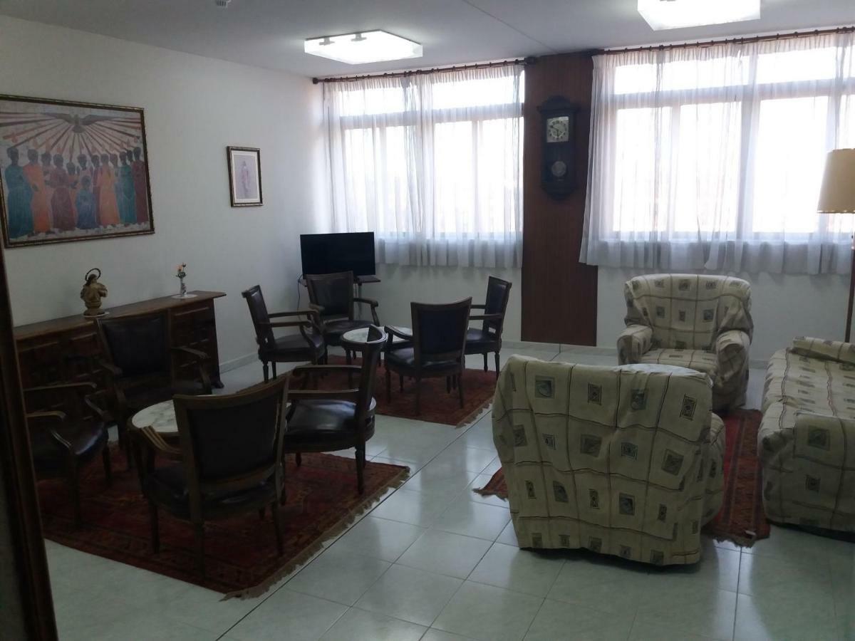 Centro San Viator Hostel Βαγιαδολίδ Εξωτερικό φωτογραφία