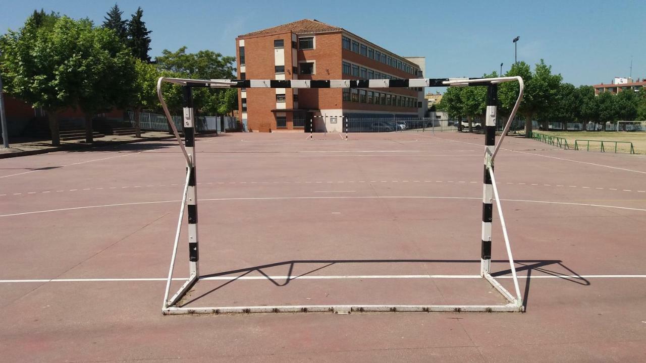 Centro San Viator Hostel Βαγιαδολίδ Εξωτερικό φωτογραφία