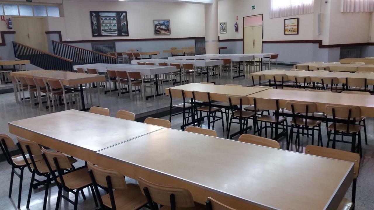 Centro San Viator Hostel Βαγιαδολίδ Εξωτερικό φωτογραφία