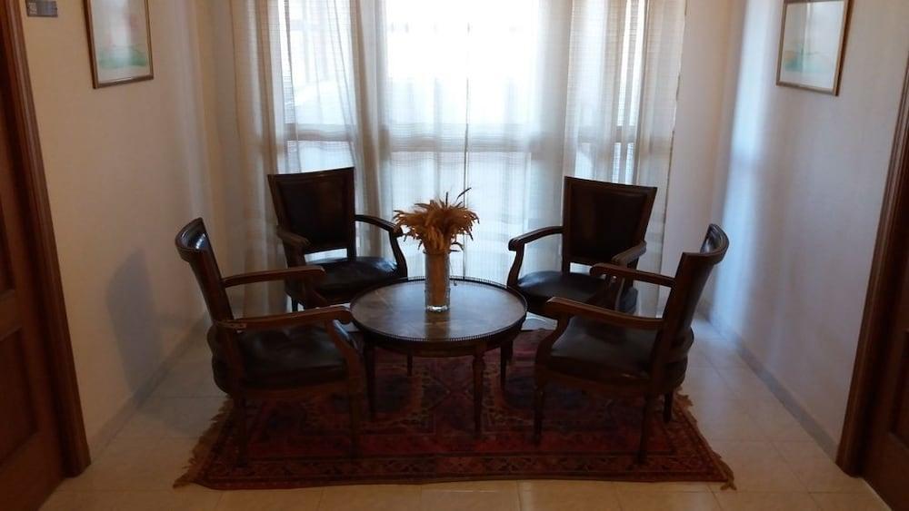 Centro San Viator Hostel Βαγιαδολίδ Εξωτερικό φωτογραφία